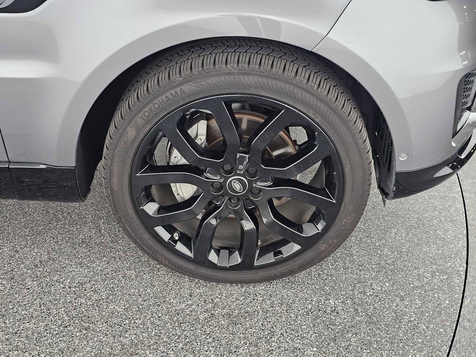 Certified 2020 Land Rover Range Rover Sport HSE image 9