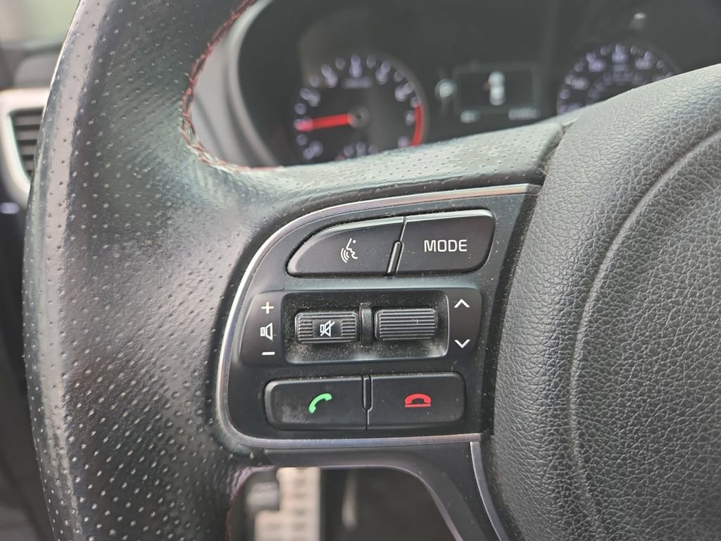 Used 2018 Kia Optima SX image 15