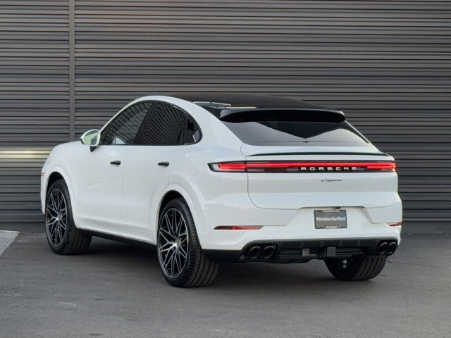 New 2026 Porsche Cayenne Coupe image 3