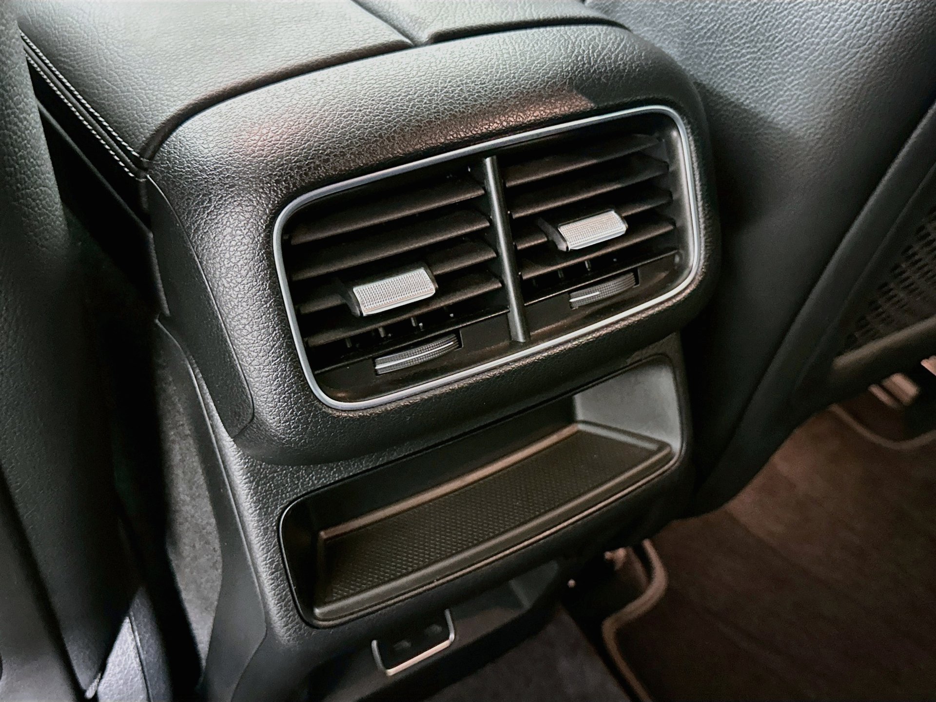 Certified 2026 Mercedes-Benz GLE 350 4MATIC image 28