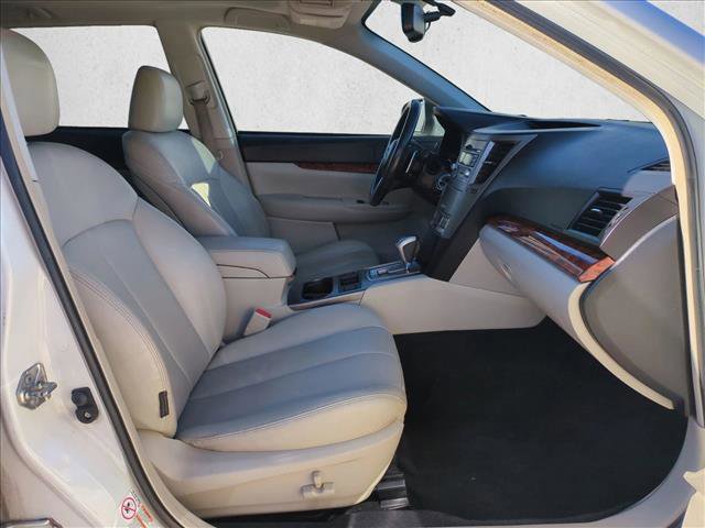 Used 2010 Subaru Outback 3.6R Limited image 19