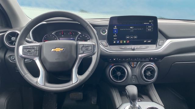 Used 2024 Chevrolet Blazer LT w/ Convenience Package image 9