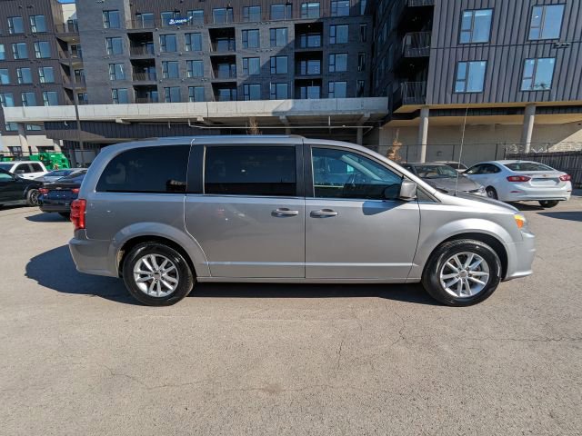 Used 2020 Dodge Grand Caravan SXT FWD image 6