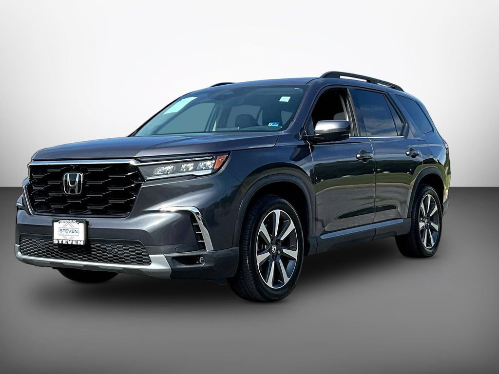 Used 2023 Honda Pilot Elite image 3