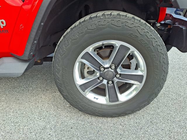 Used 2019 Jeep Wrangler Unlimited Sahara AWD/4WD image 9