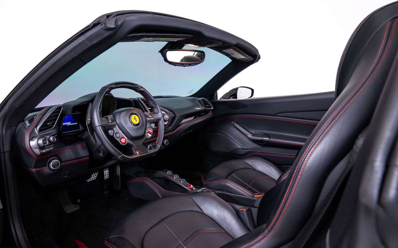 Used 2018 Ferrari 488 Spider RWD image 21