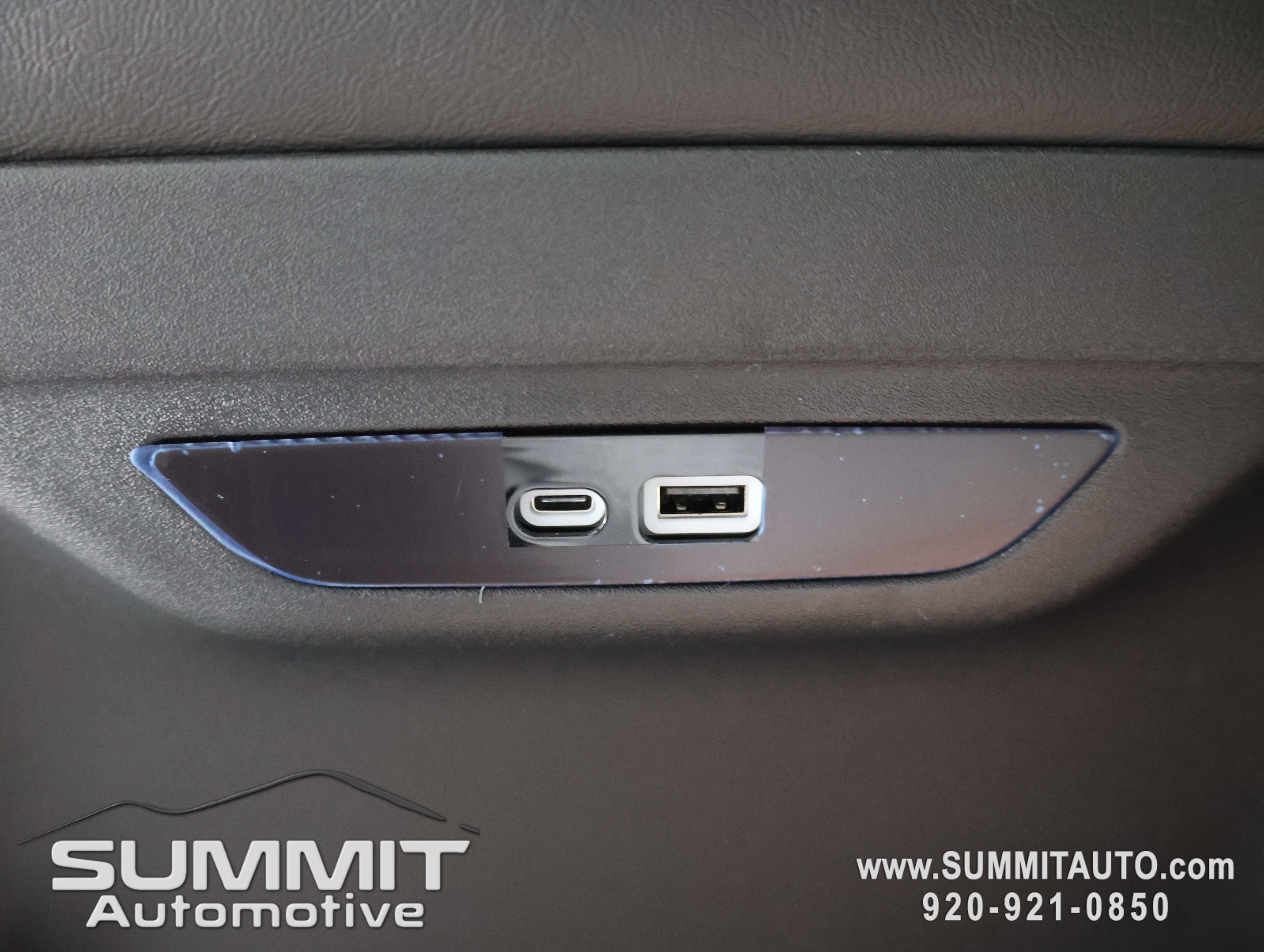 New 2027 Chrysler Pacifica Limited AWD/4WD image 45