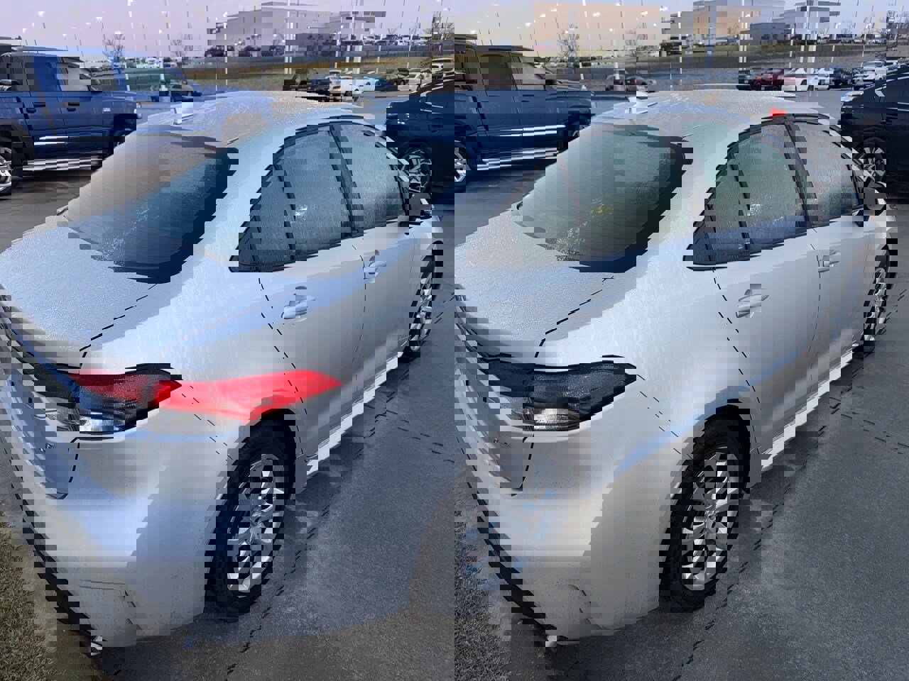 Used 2023 Toyota Corolla LE image 5