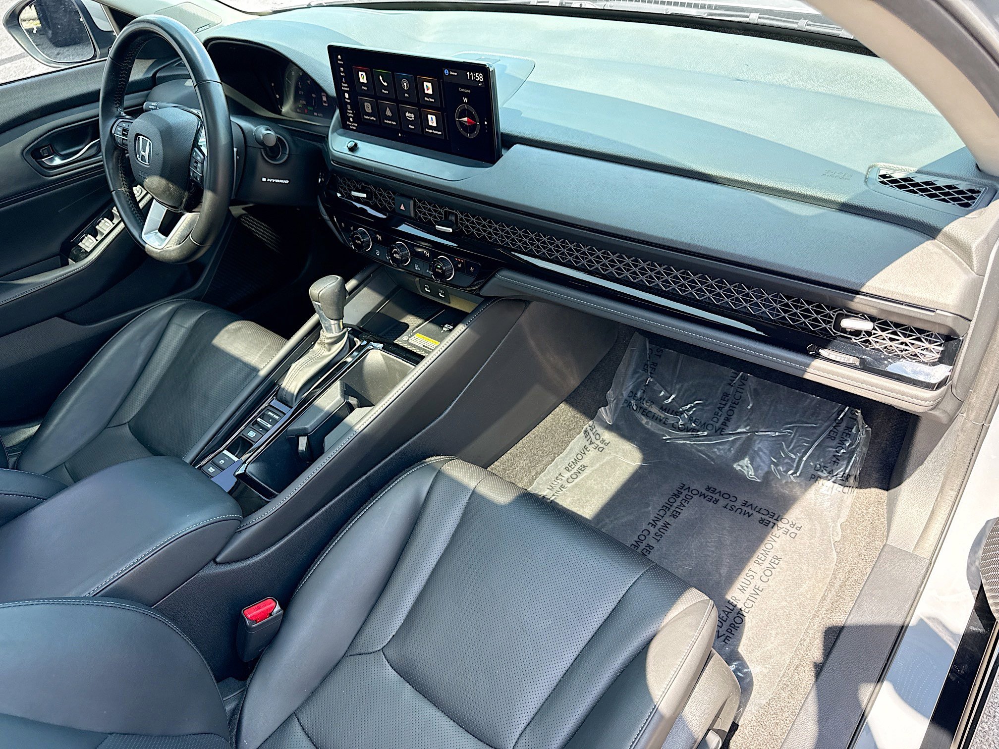 Used 2023 Honda Accord Touring image 13