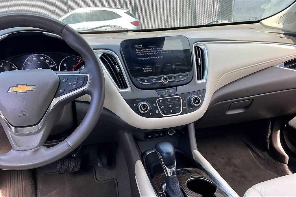 Used 2024 Chevrolet Malibu LT FWD image 9