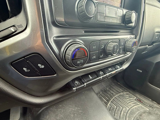 Used 2018 Chevrolet Silverado 1500 LT w/ All Star Edition image 29