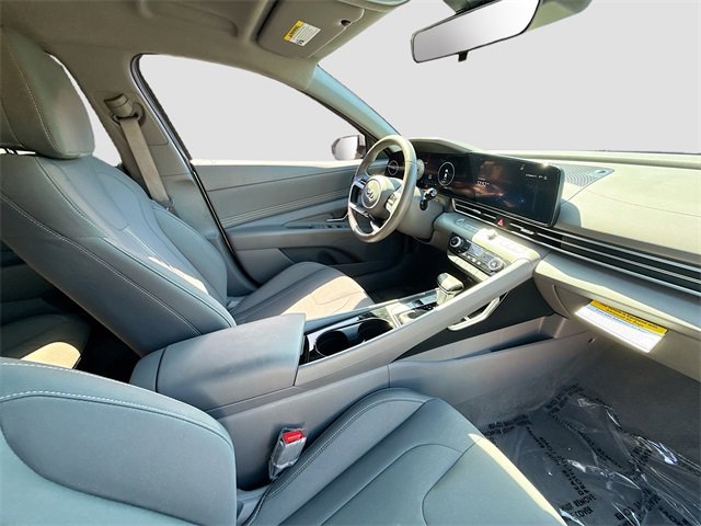 Used 2023 Hyundai Elantra SEL w/ Convenience Package image 26