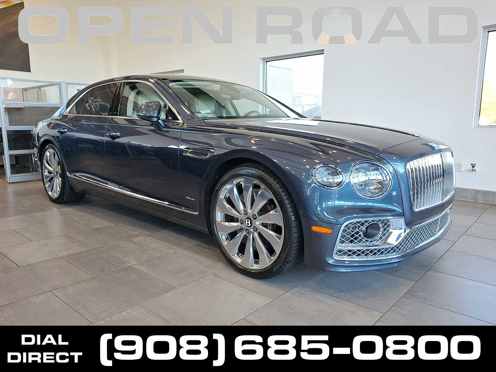 Used 2023 Bentley Flying Spur Azure image 1