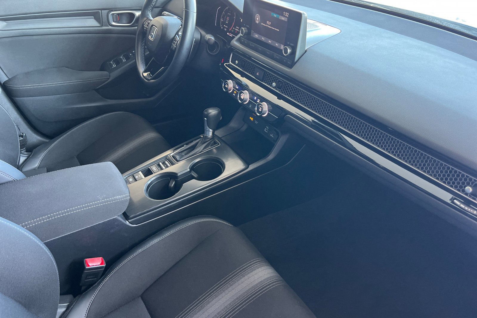 Used 2023 Honda Civic Sport image 15