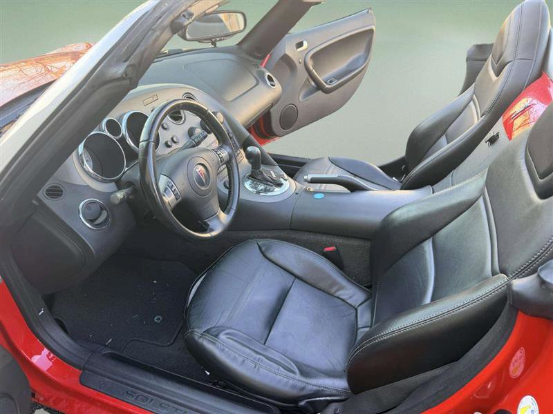 Used 2008 Pontiac Solstice Convertible w/ Premium Package image 18