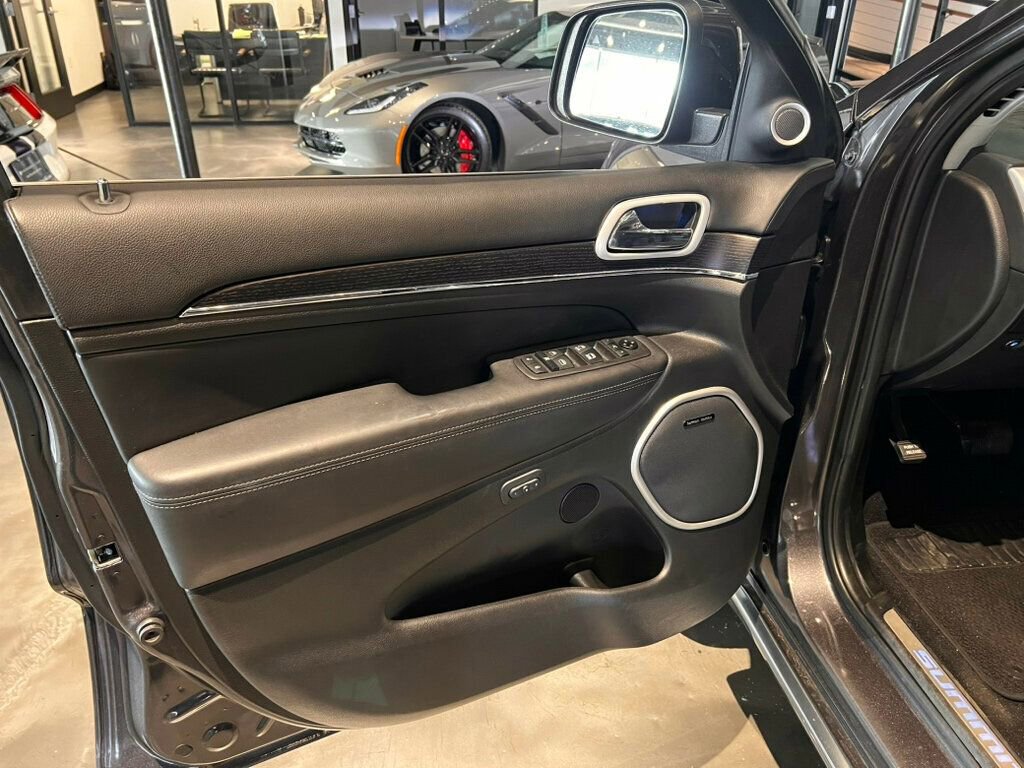 Used 2021 Jeep Grand Cherokee Summit w/ Platinum Series Group image 14