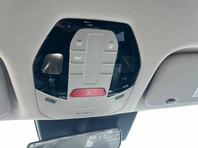 Certified 2025 Kia K4 FWD image 25