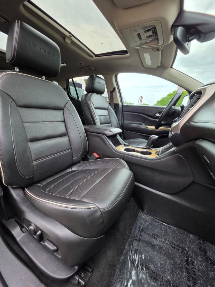 Used 2017 GMC Acadia Denali w/ Technology Package AWD/4WD image 15