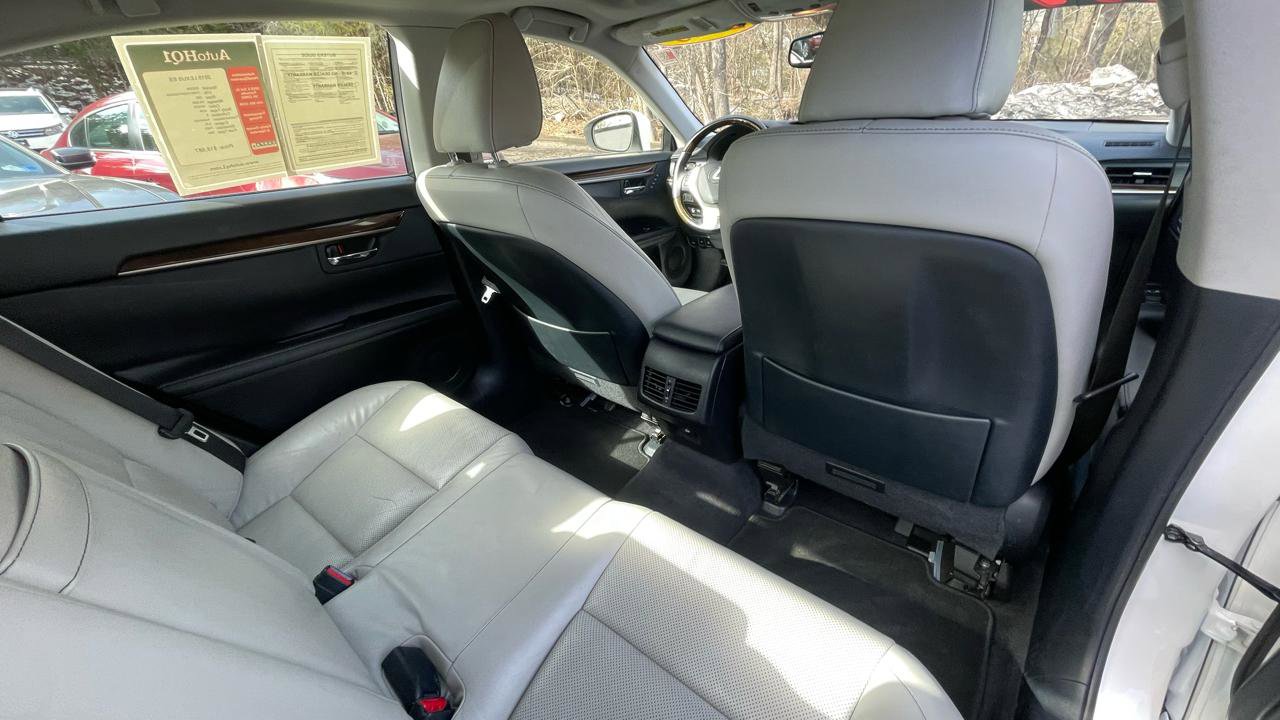 Used 2015 Lexus ES 350 w/ Luxury Package image 25