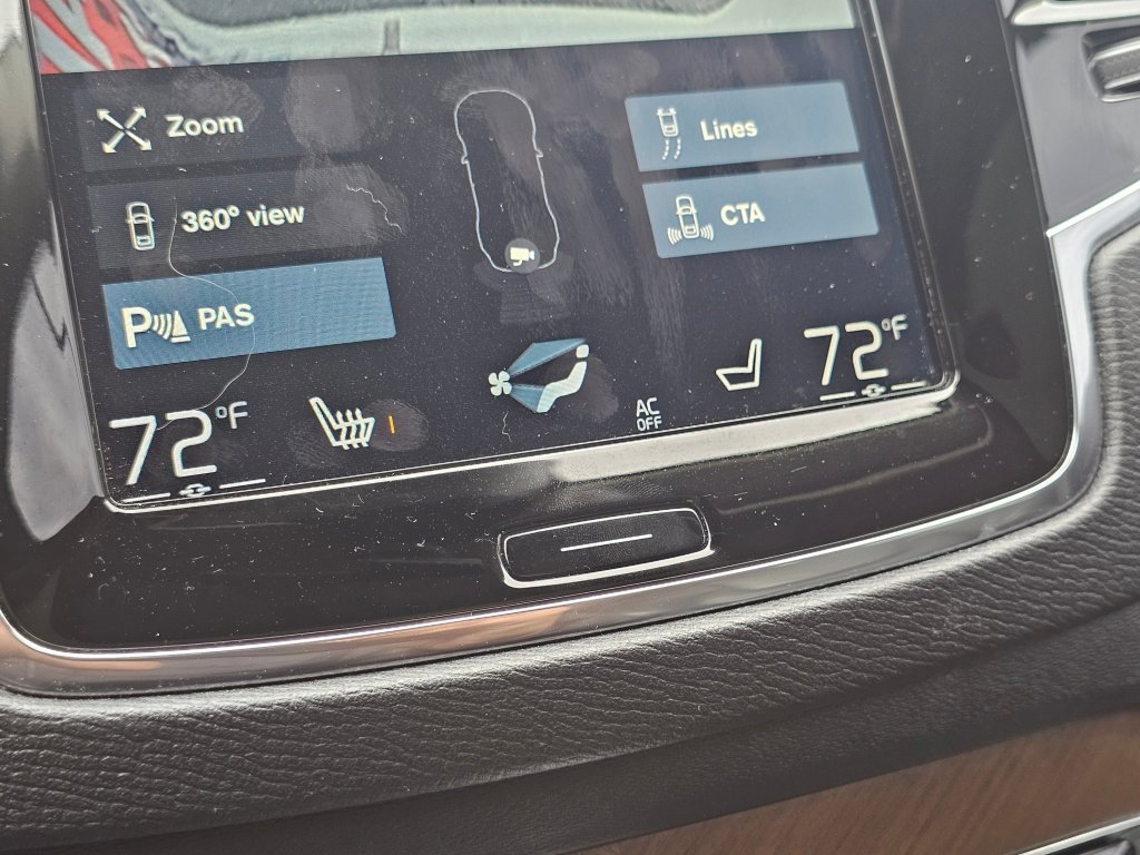 Used 2017 Volvo XC90 T6 Inscription w/ Vision Package image 9