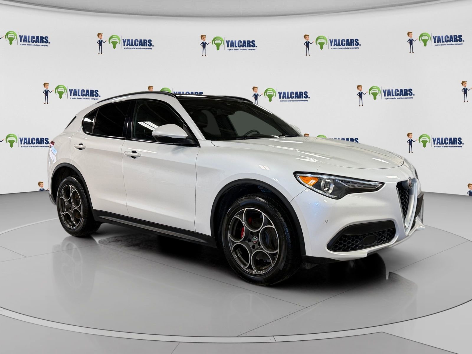 Used 2018 Alfa Romeo Stelvio Ti Sport image 7