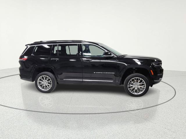 Used 2024 Jeep Grand Cherokee L Summit image 5