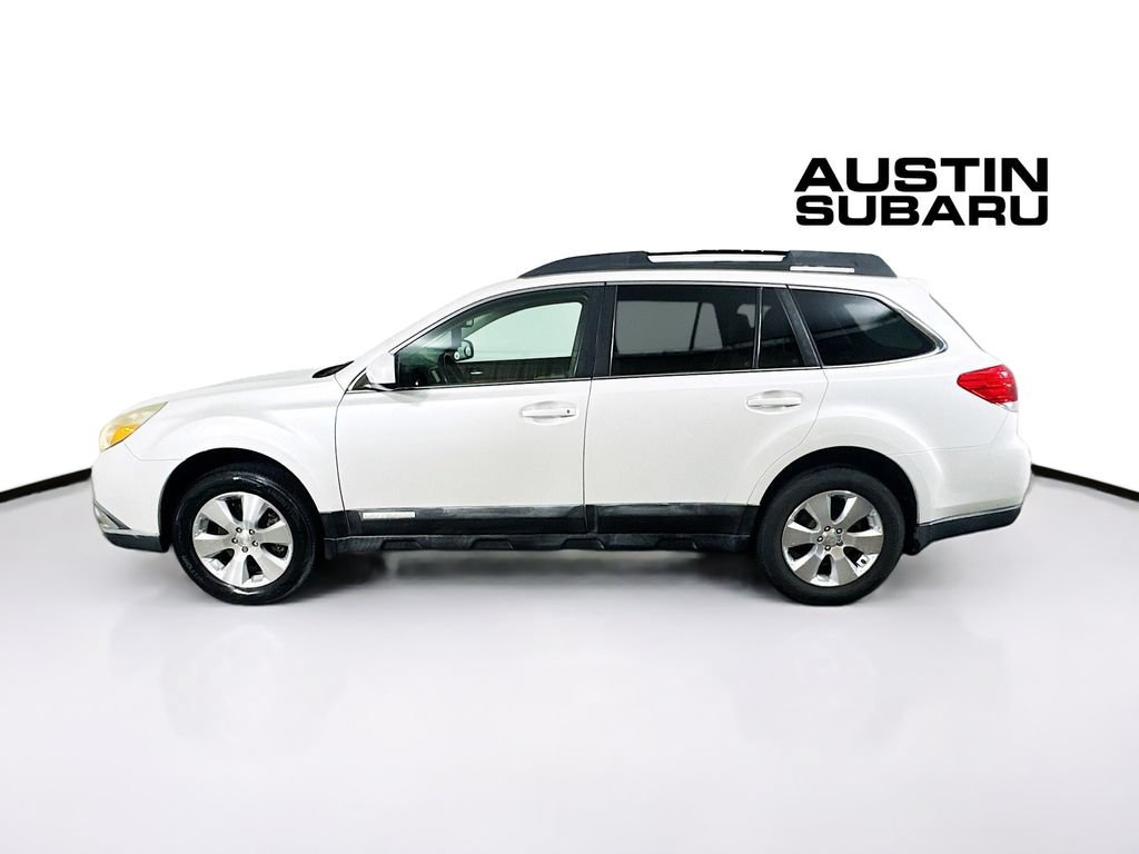 Used 2010 Subaru Outback 3.6R Limited AWD/4WD image 4