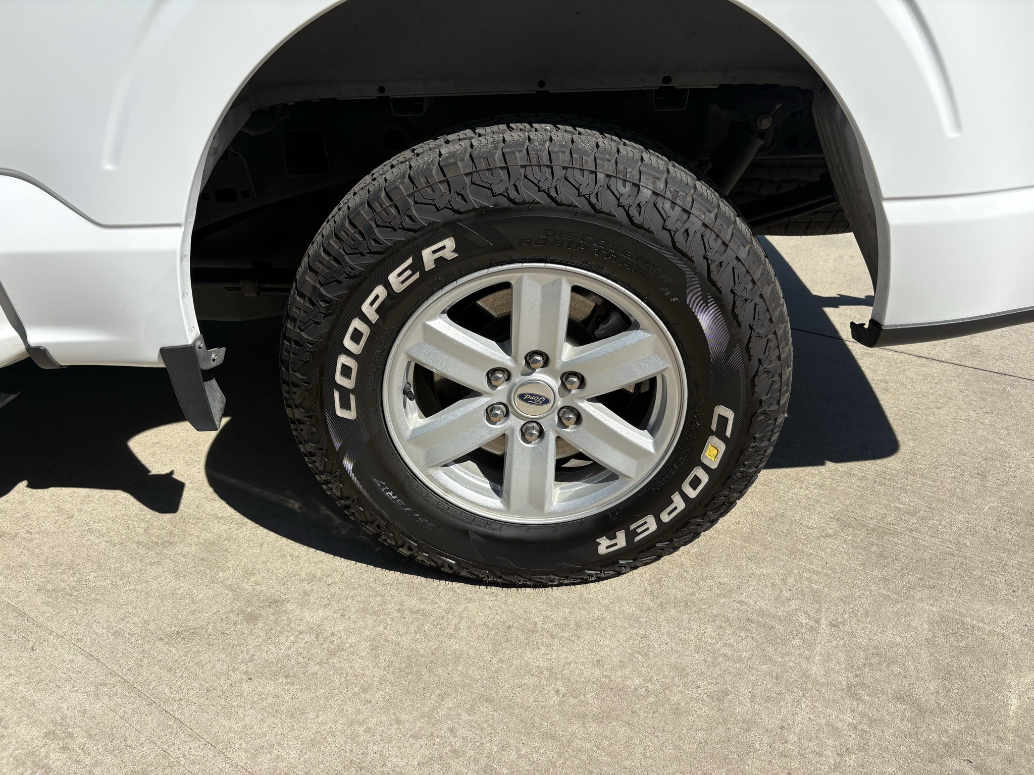 Used 2022 Ford F150 XLT w/ Equipment Group 301A Mid RWD image 36