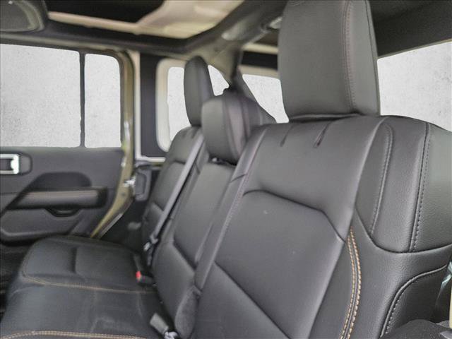 New 2026 Jeep Wrangler Unlimited Sahara AWD/4WD image 16