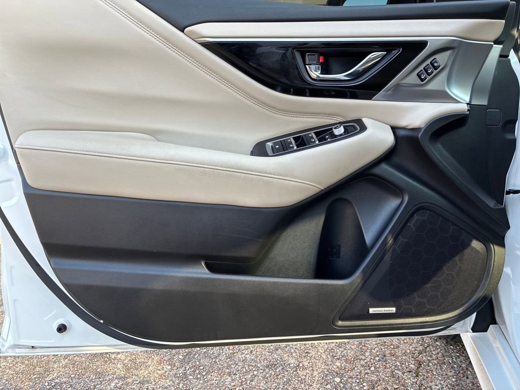 Used 2022 Subaru Legacy Limited image 11