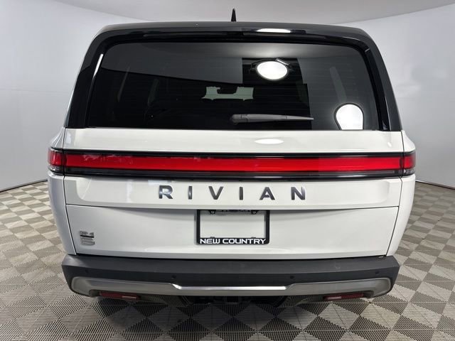 Used 2024 Rivian R1S Adventure image 6