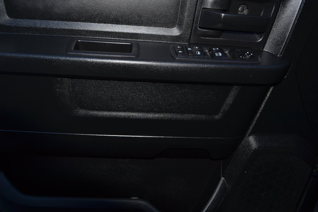 Used 2014 RAM 1500 Express image 28