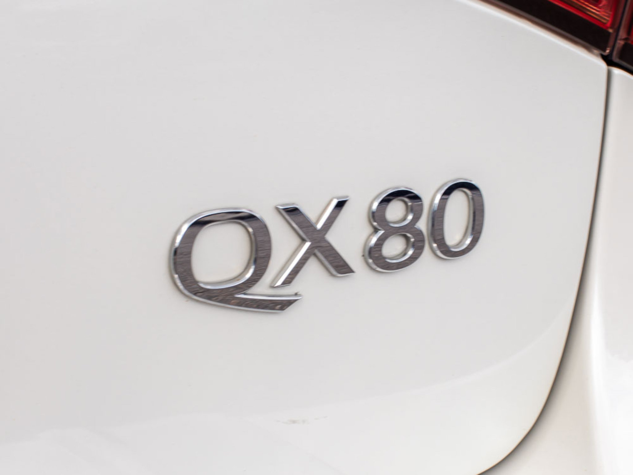 Used 2015 INFINITI QX80 4WD w/ 22" Wheel Package image 11