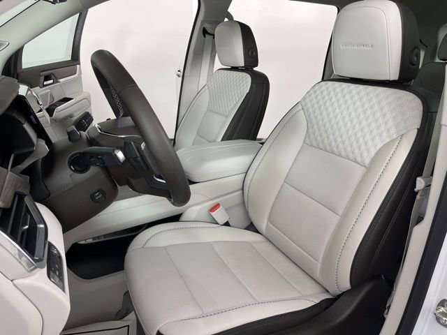 Used 2025 GMC Acadia Denali w/ Super Cruise Package image 19