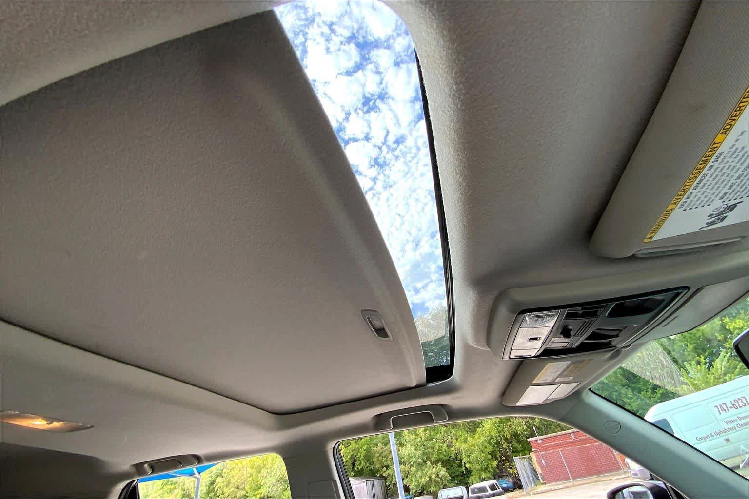 Used 2021 Toyota 4Runner Limited AWD/4WD image 14