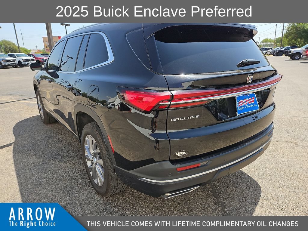 Used 2025 Buick Enclave Preferred w/ Power Package FWD image 9
