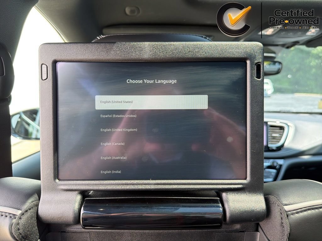 Certified 2023 Chrysler Pacifica Limited w/ Uconnect Theater Family Group AWD/4WD image 56
