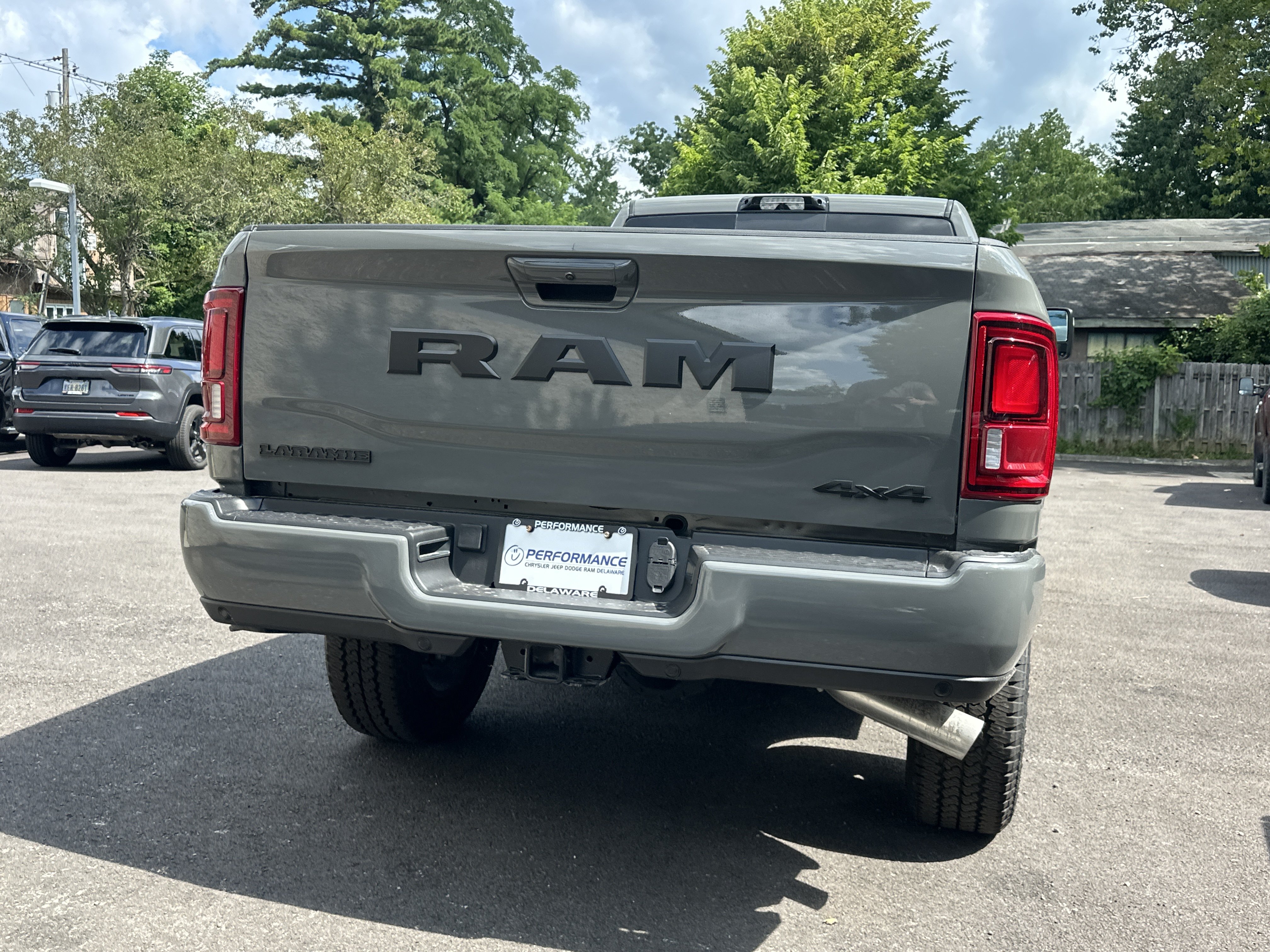 New 2026 RAM 2500 Laramie AWD/4WD image 9