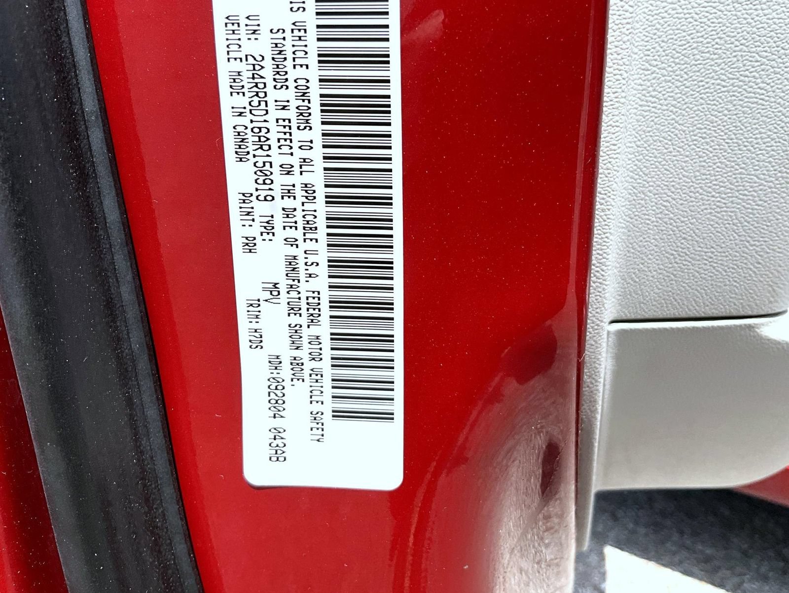 Used 2010 Chrysler Town & Country Touring w/ Entertainment Group #2 FWD image 28