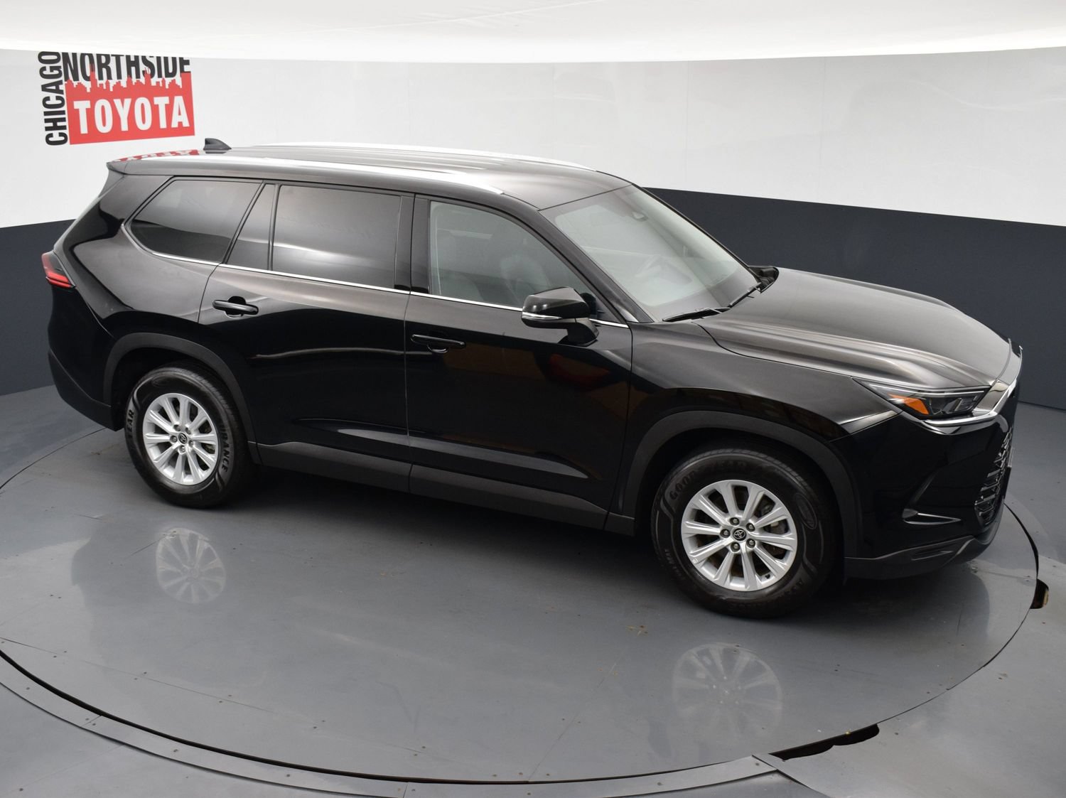 Used 2025 Toyota Grand Highlander AWD image 24