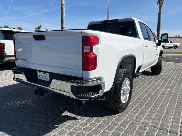 Used 2023 Chevrolet Silverado 2500 LT AWD/4WD image 4
