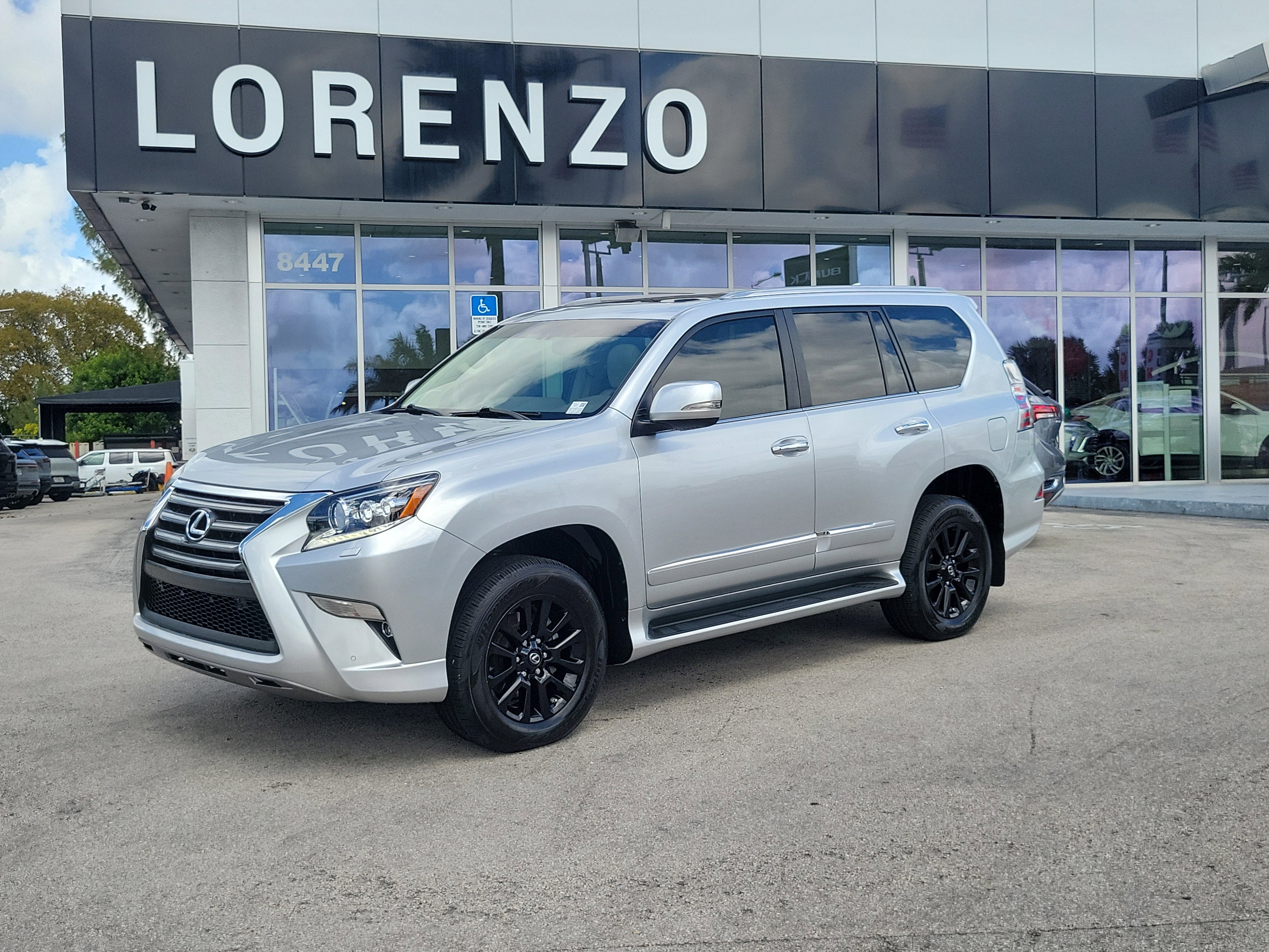 Used 2019 Lexus GX 460 Premium w/ Premium Package image 1