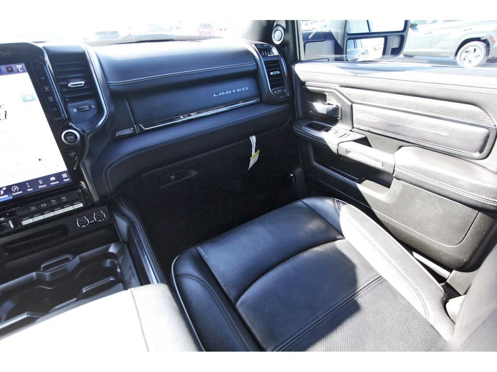 Used 2024 RAM 3500 Limited image 13