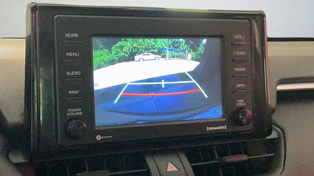 Used 2020 Toyota RAV4 XLE FWD image 14