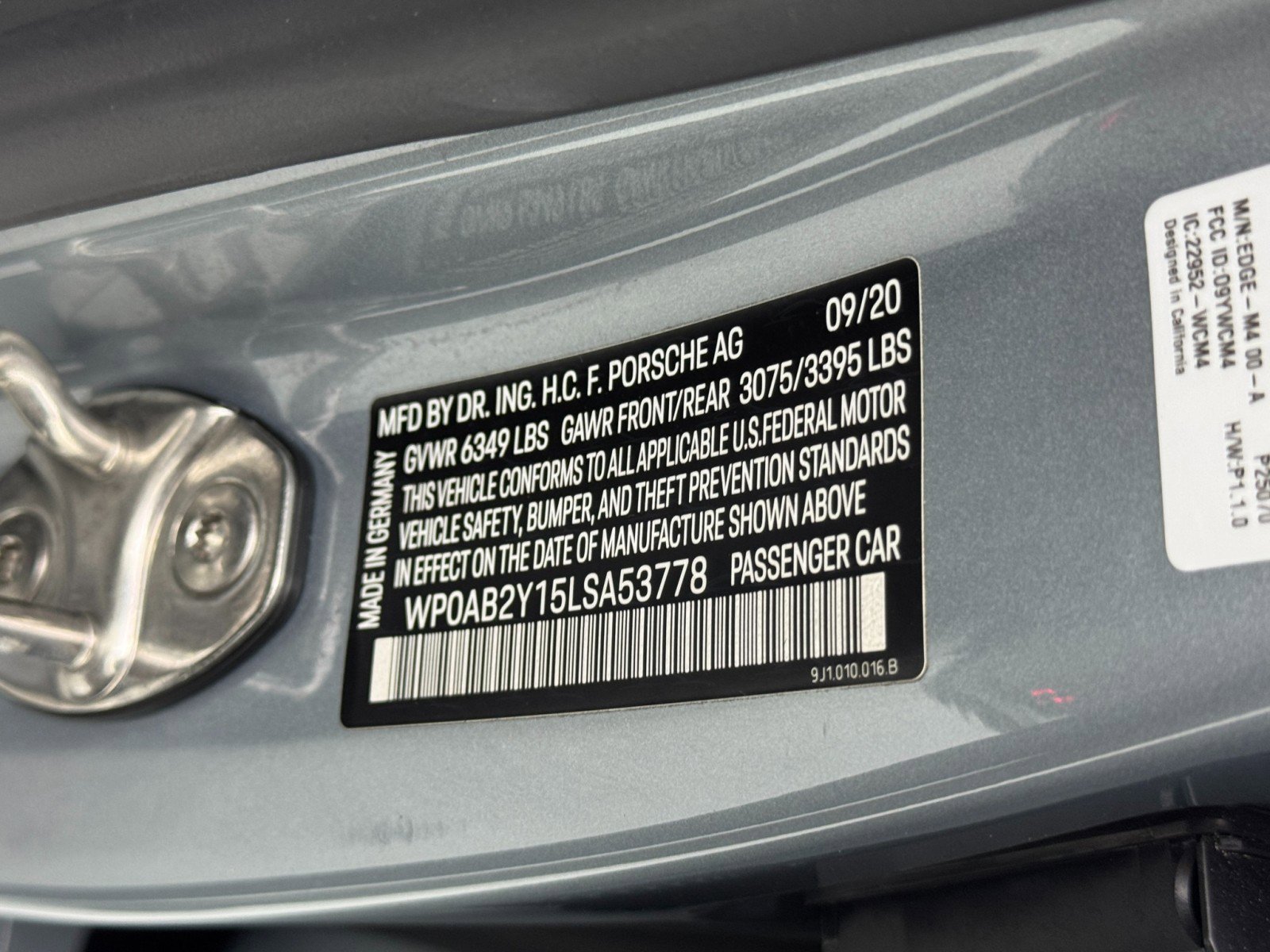 Used 2020 Porsche Taycan 4S w/ Premium Package image 48