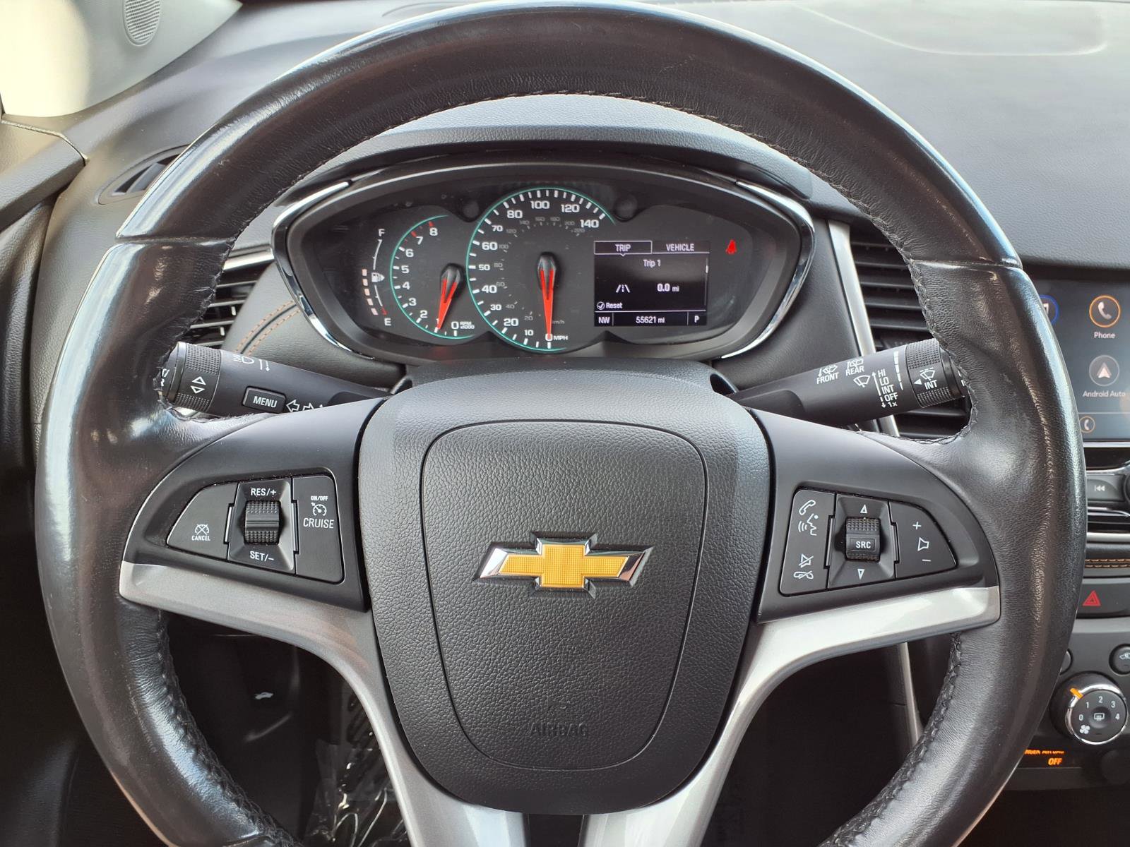 Used 2020 Chevrolet Trax LT w/ LT Convenience Package image 8