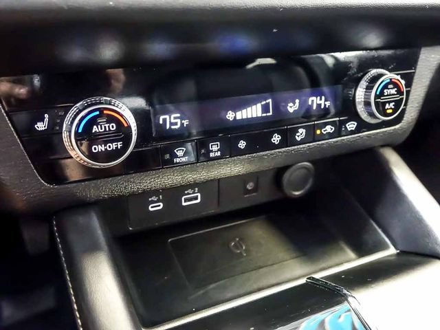 Used 2024 Mitsubishi Outlander SE AWD/4WD image 26