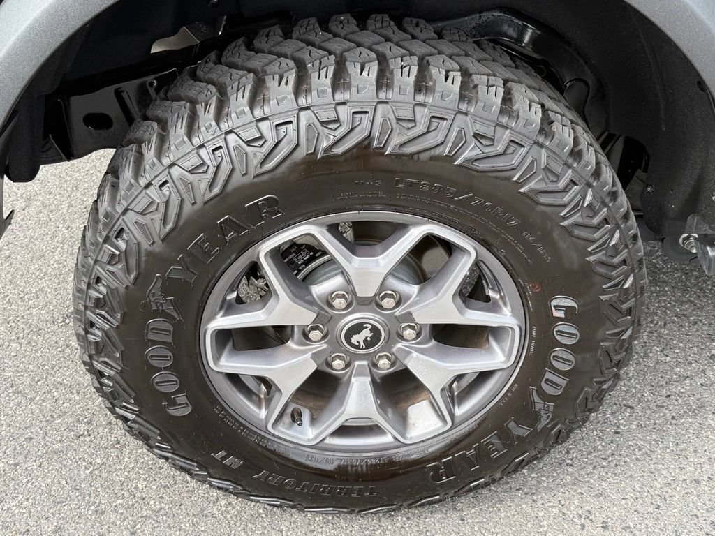 Used 2025 Ford Bronco Badlands AWD/4WD image 14