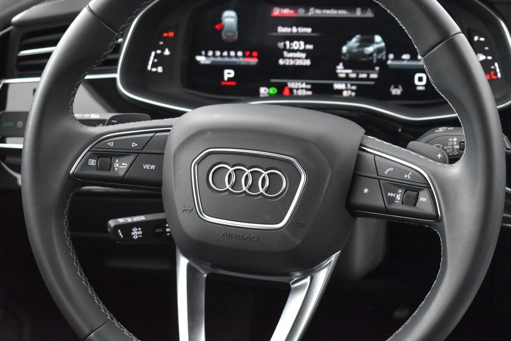 Used 2025 Audi Q7 3.0T Premium w/ Convenience Package AWD/4WD image 15