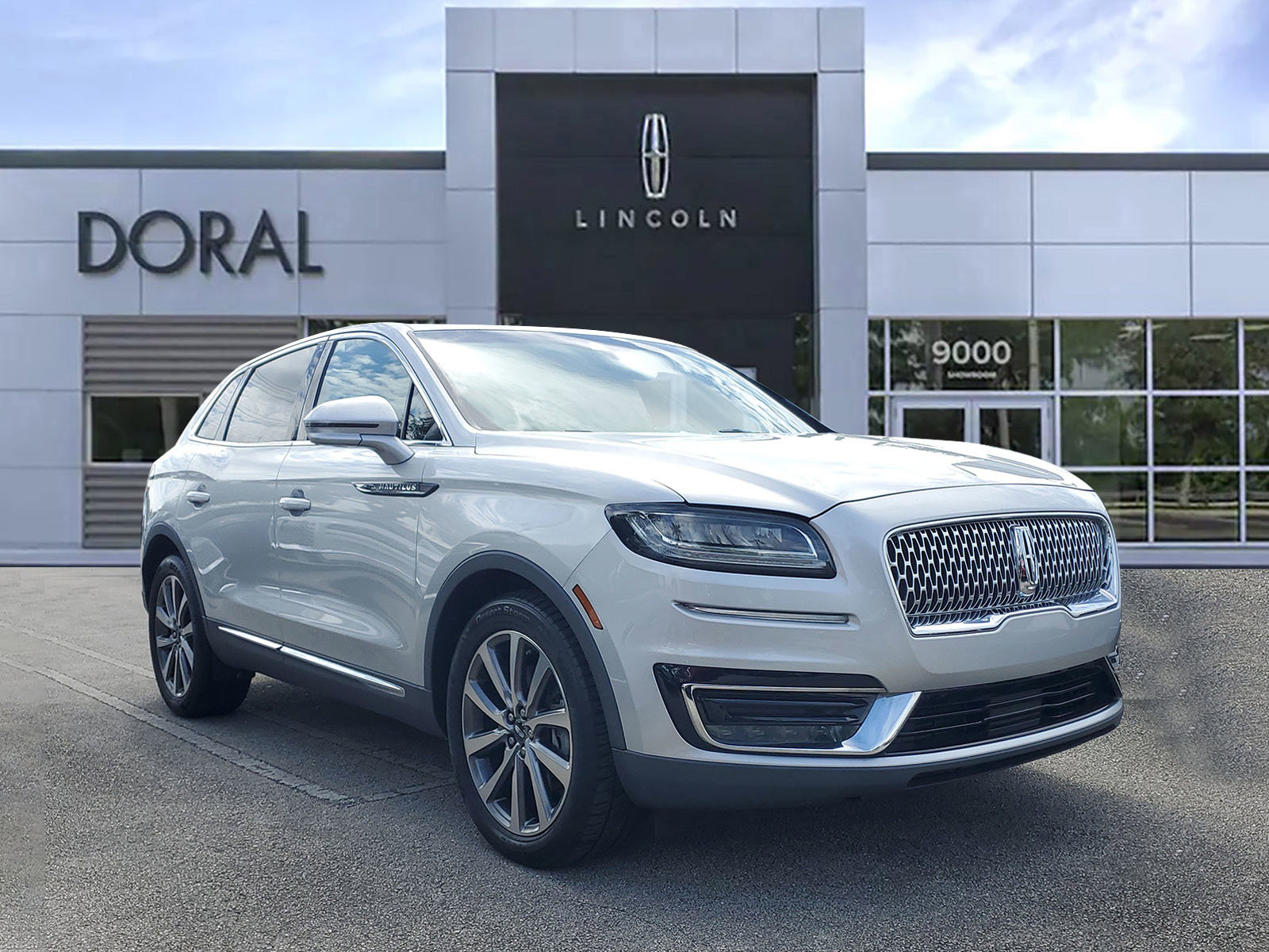 Certified 2019 Lincoln Nautilus Select